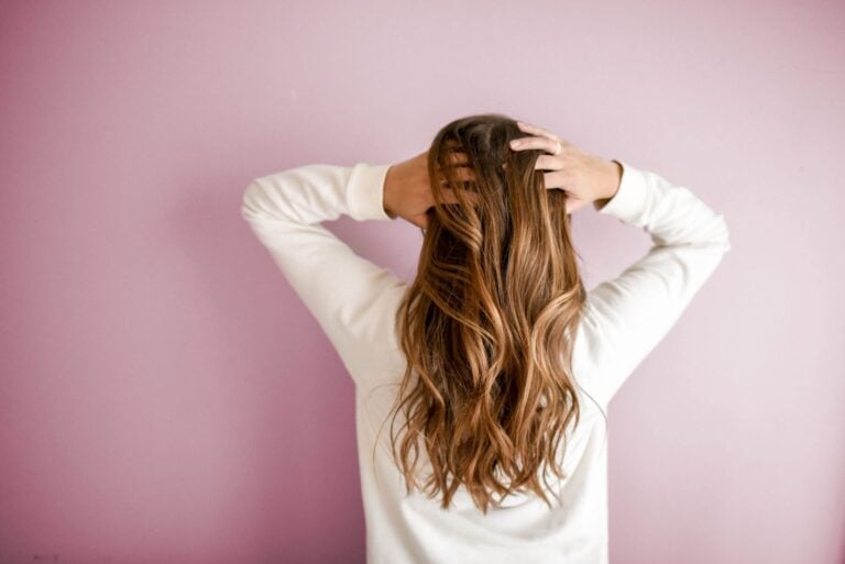 Beaux cheveux de femme grâce au botox capillaire