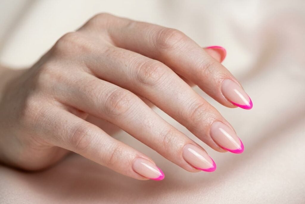 nail art french rose fluo