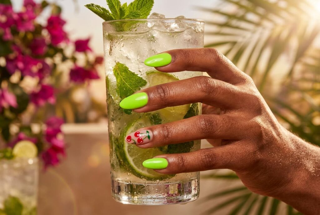 nail art vert fluo
